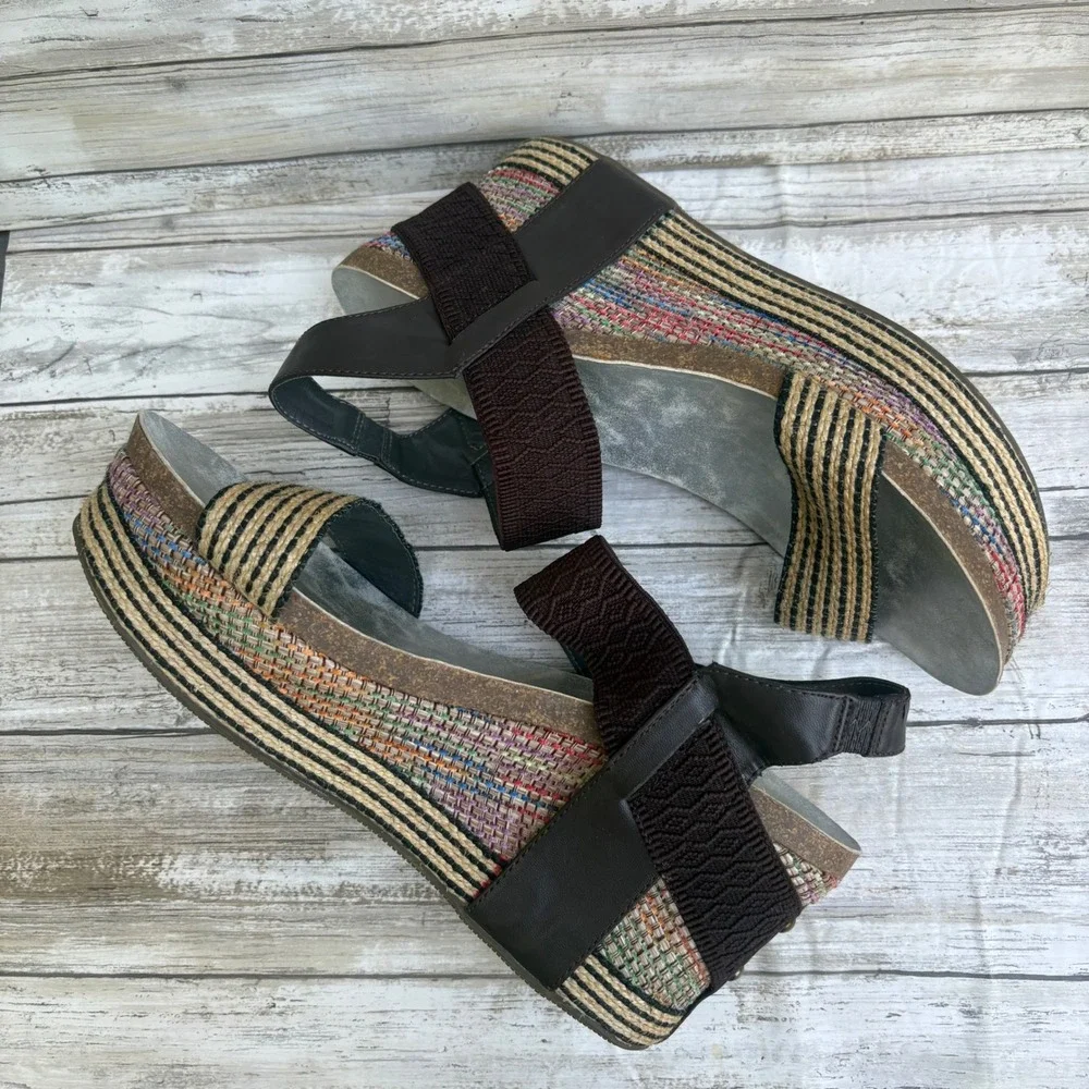 Boutique by Corkys India Wedge Sandals 11 Brown Colorful Platform Studded Boho